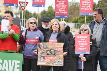 Geelong community rally to fix aged care, 6 May 2022. Photo Ian Wilson