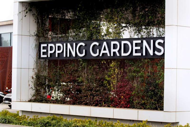Multiple flaws led to COVID aged care outbreaks, review finds