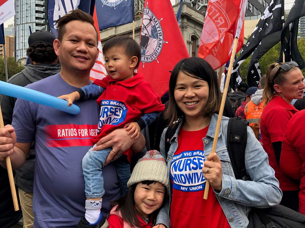 https://s3-ap-southeast-2.amazonaws.com/anmf-website-assets/app/uploads/2019/04/25004100/ANMF-family-at-Change-the-Rules-rally.jpg