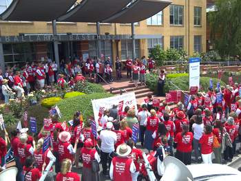 Ballarat Base Hospital 'Respect our Work' community rally